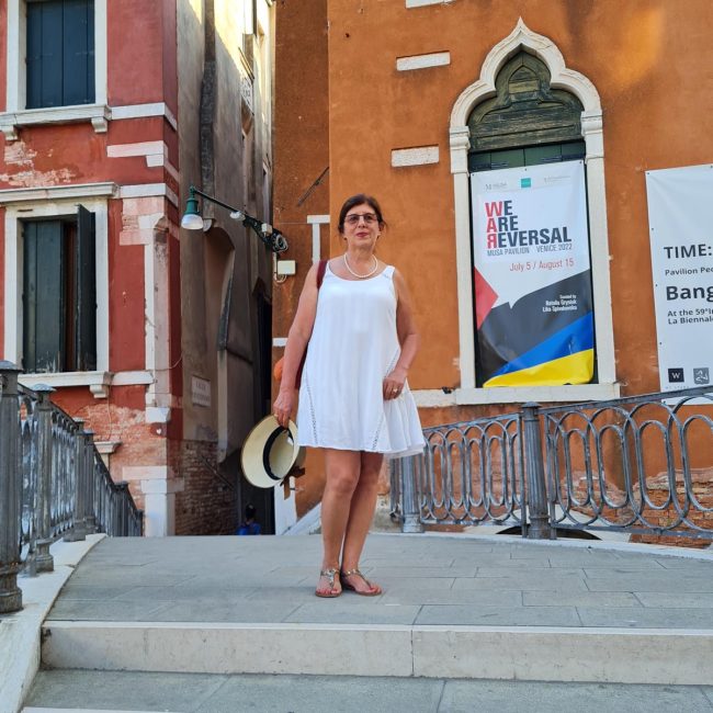 Antonella Quacchia. Lo Sguardo Verso L'essenziale